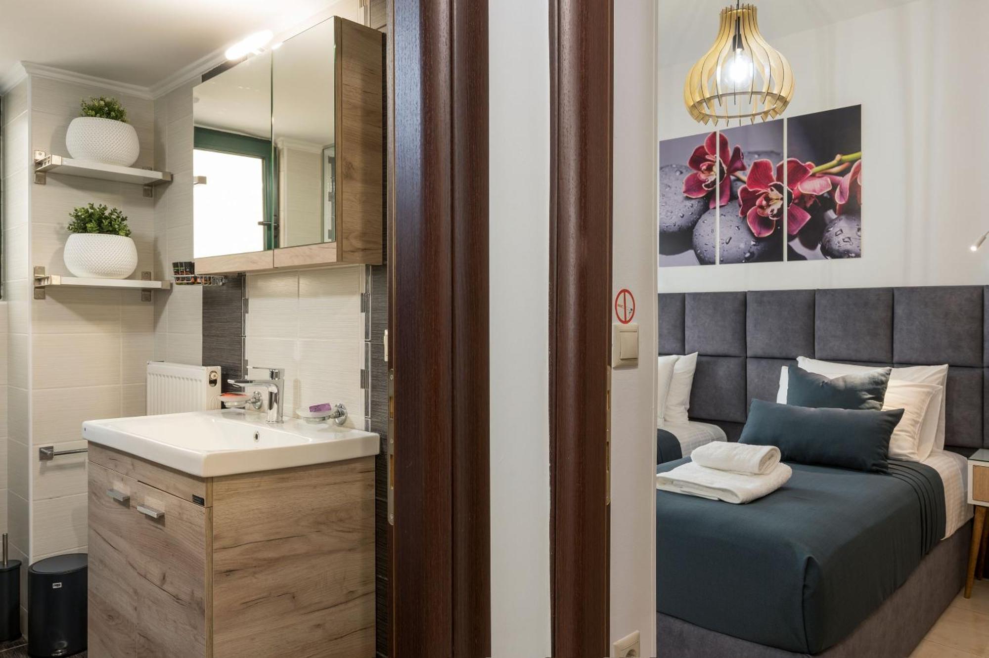Vasilikis Apartment *