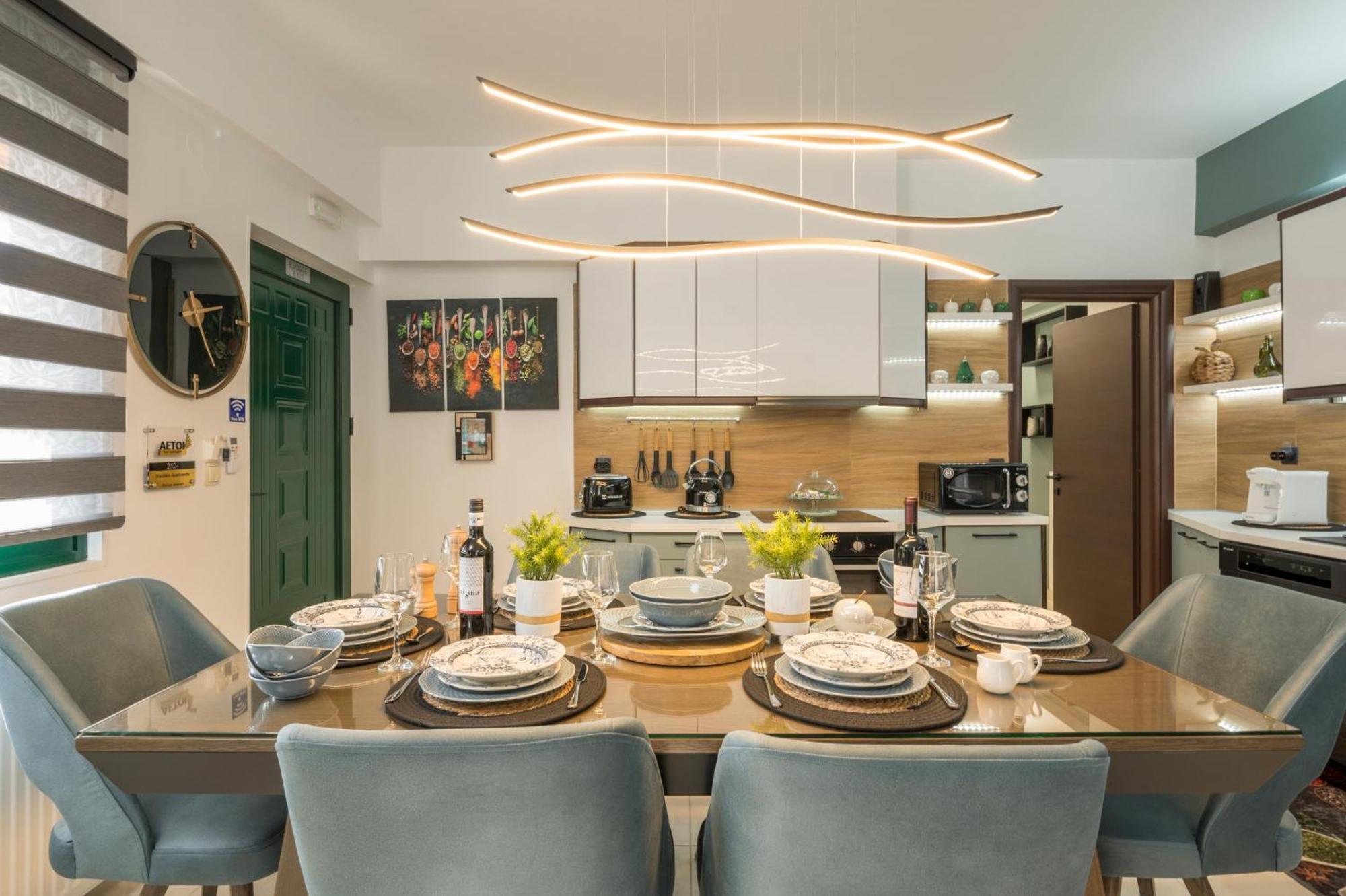 Vasilikis Apartment *
